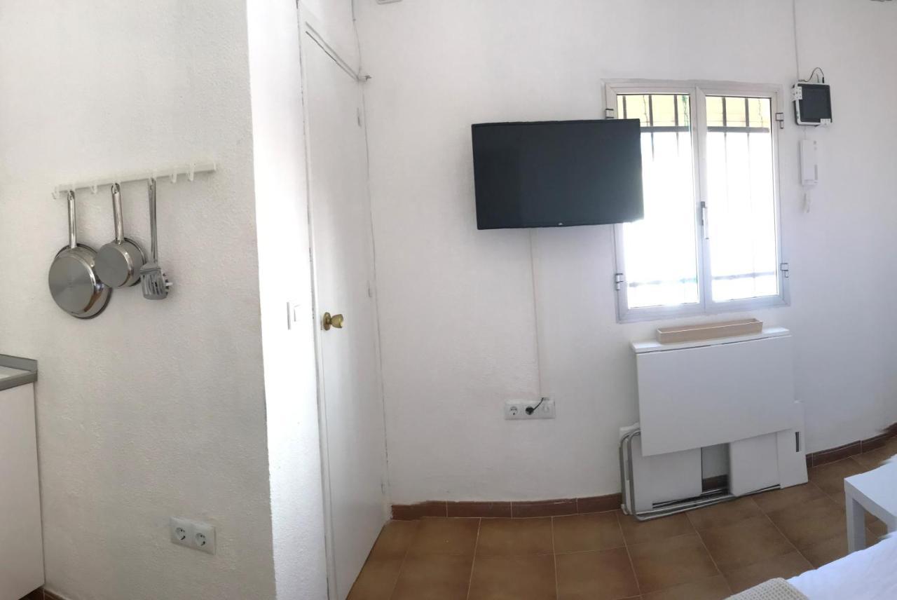 Ac Los Remedios Sevilha Exterior foto